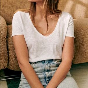 Sezane Malcolm Tshirt in Ecru (white)